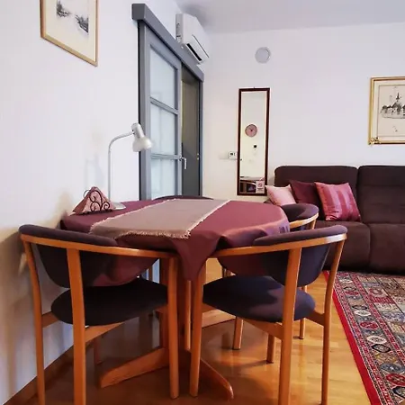 Apartman Brand New Place *